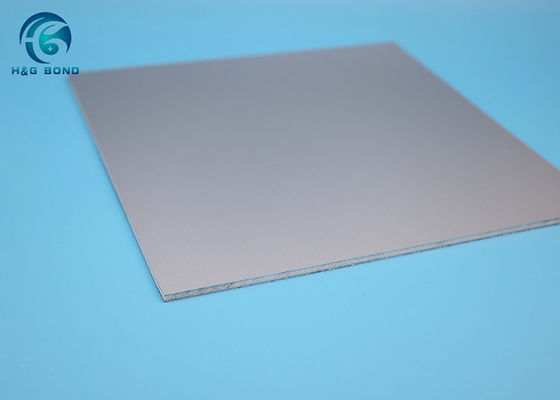 Nhựa Polyethylene chống cháy trong suốt